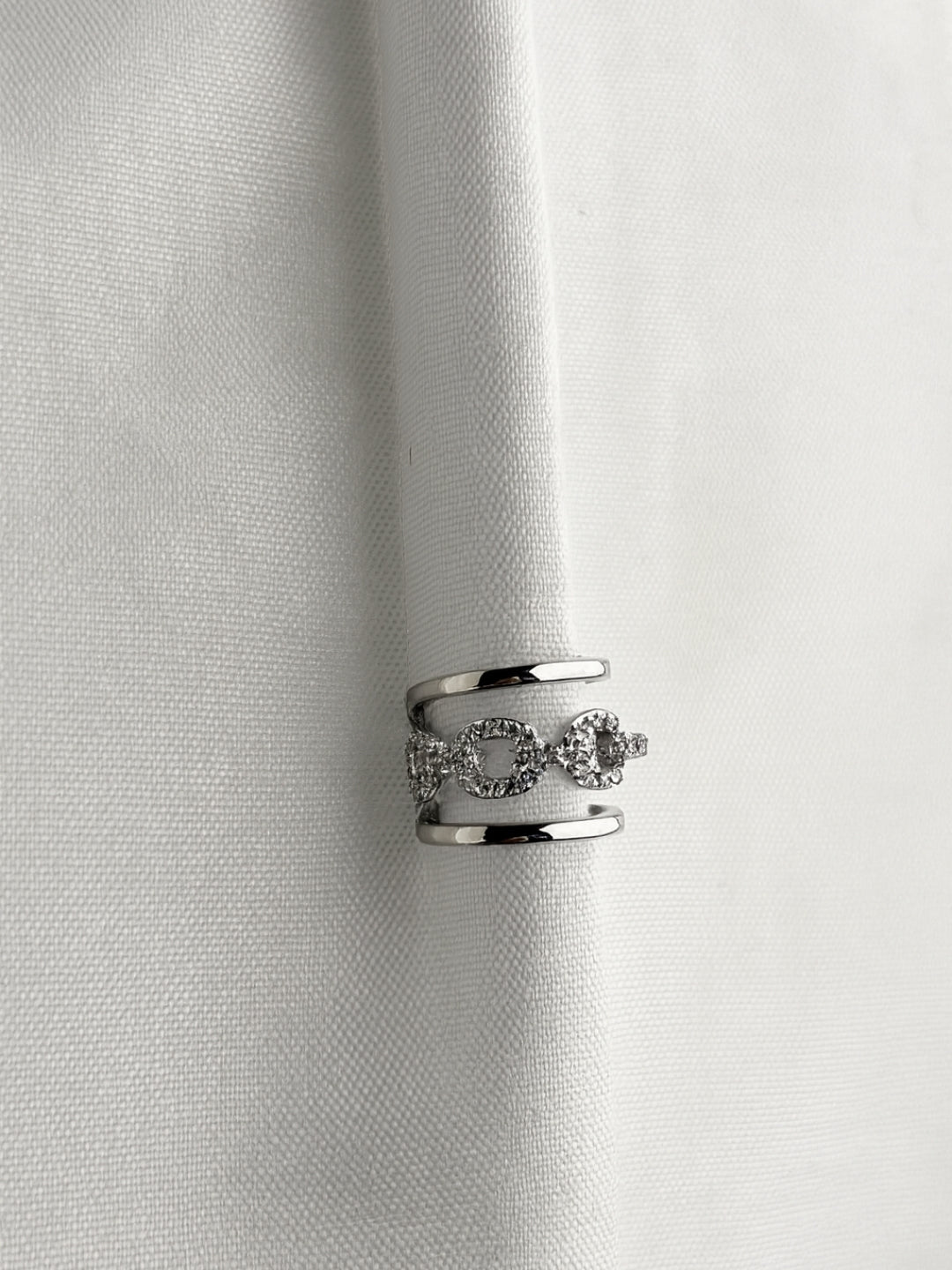 Ear cuff Cadena Brillante Plateada