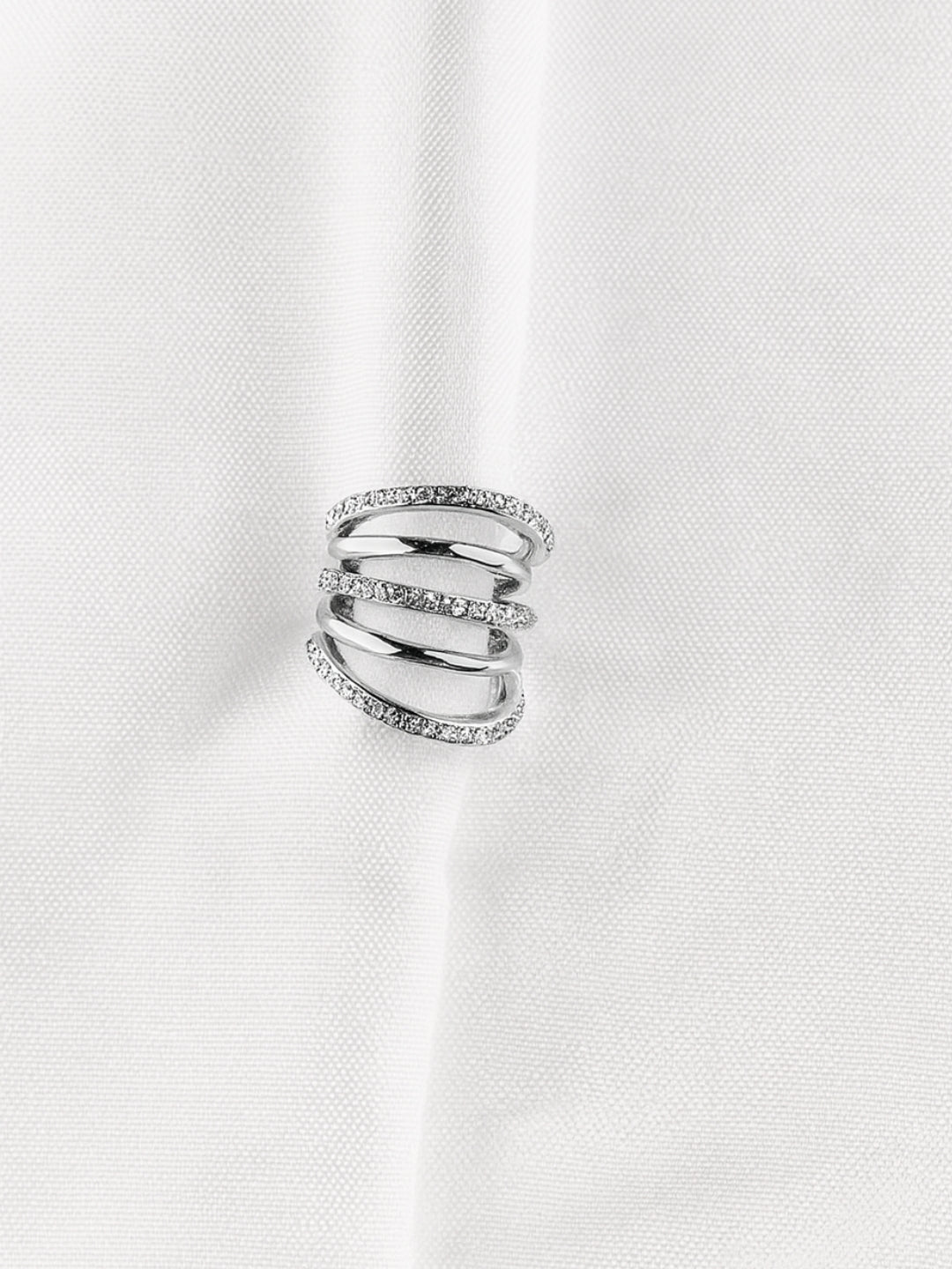 Ear cuff  Spiral Shine Plateada